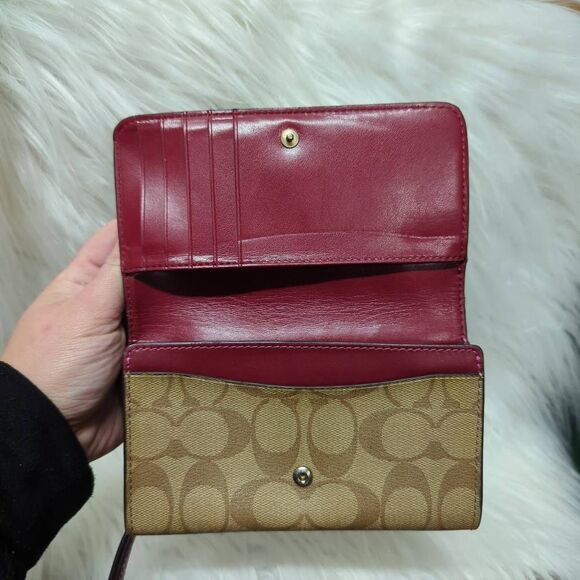 Coach Signature C Canvas Flap Phone Wallet - Picture 3 of 5